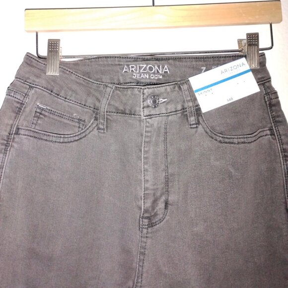 Arizona Jean Co. Hi-Rise Slim Fit Skinny Leg Jeans in Black Fade - Picture 4 of 5